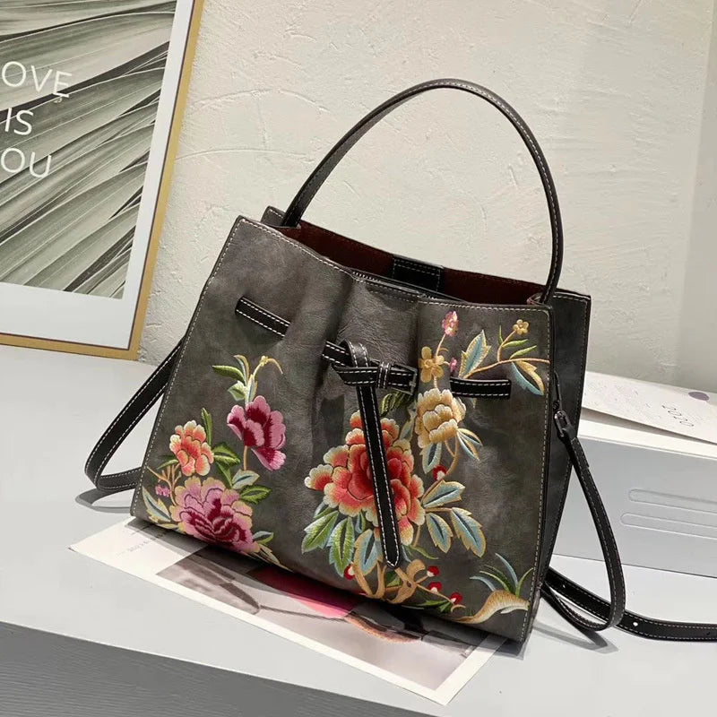 Chinese Style Embroidery Women Shoulder Bag for Ladies Handbags Leather Women'S Luxury Designer Handbag White Big Bags