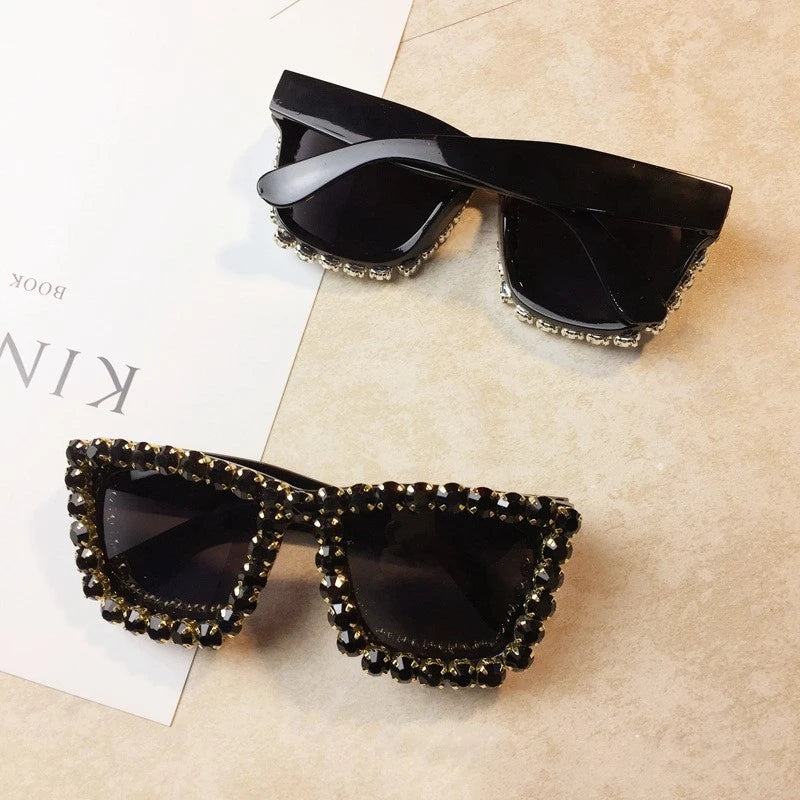 Oversized Rhinestone Frame Square Sunglasses Ladies Diamond Glasses Brand Designer Fashion Sun Glasses UV400 Shades for Women