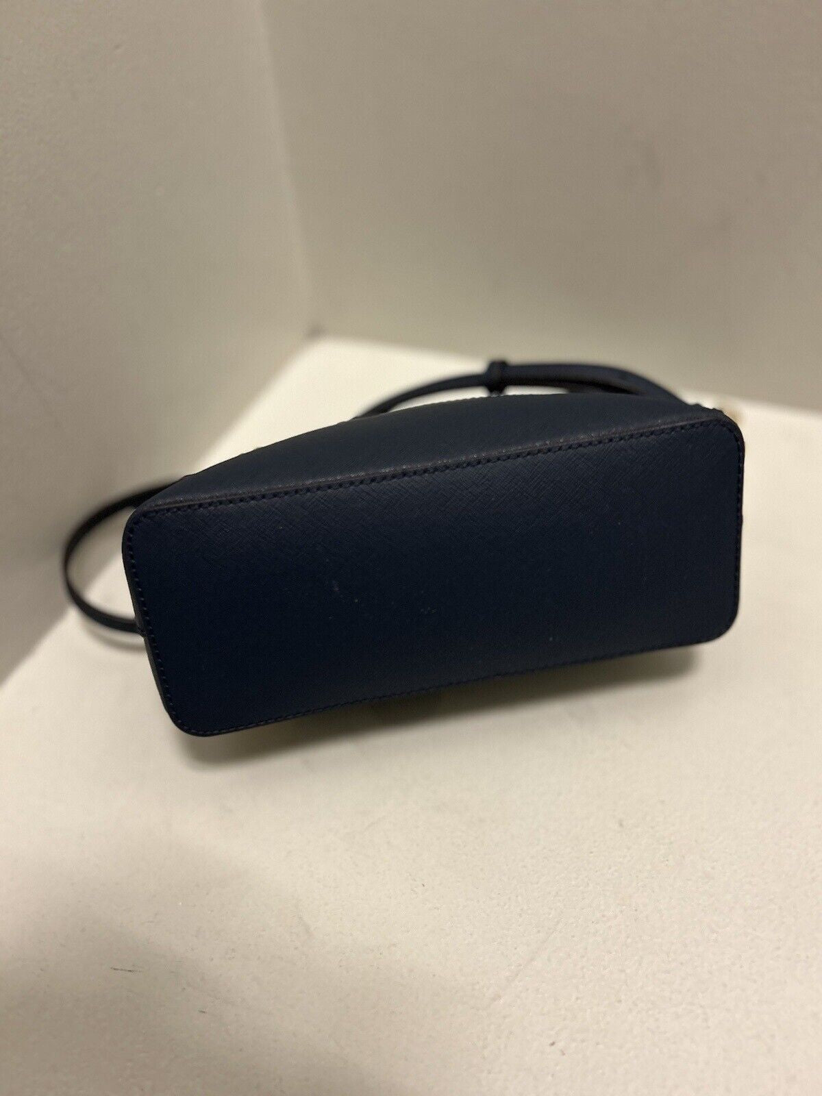 Michael Kors Lady PVC or Leather Crossbody Bag Handbag Messenger Purse Shoulder - Alrickas’ UNIQUE BOUTIQUE