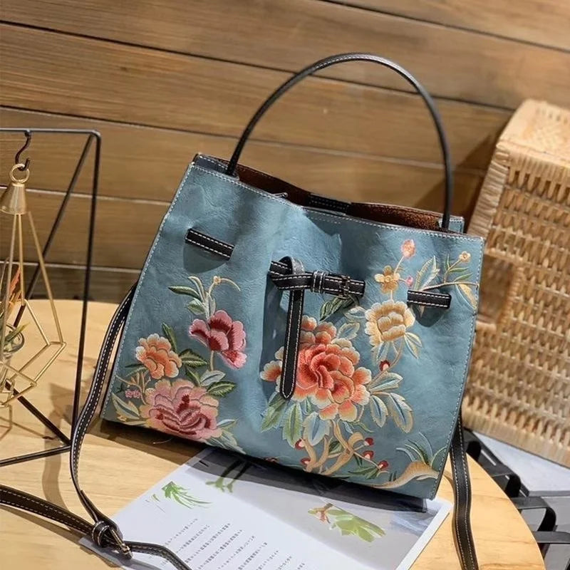 Chinese Style Embroidery Women Shoulder Bag for Ladies Handbags Leather Women'S Luxury Designer Handbag White Big Bags