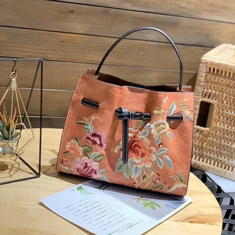 Chinese Style Embroidery Women Shoulder Bag for Ladies Handbags Leather Women'S Luxury Designer Handbag White Big Bags