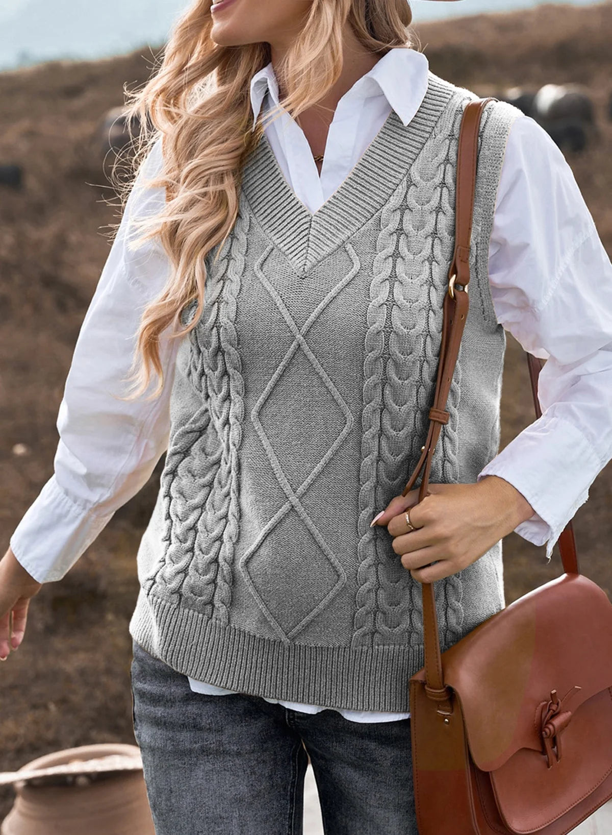 Chic Women's Vintage Sleeveless Knitted Sweater Vest - Perfect for Fall! - Alrickas’ UNIQUE BOUTIQUE