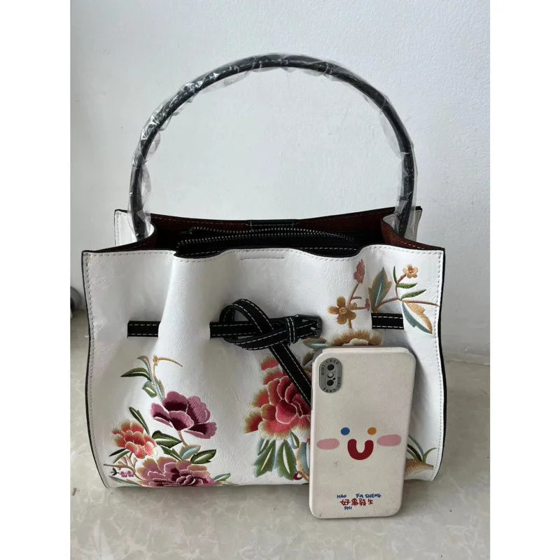 Chinese Style Embroidery Women Shoulder Bag for Ladies Handbags Leather Women'S Luxury Designer Handbag White Big Bags