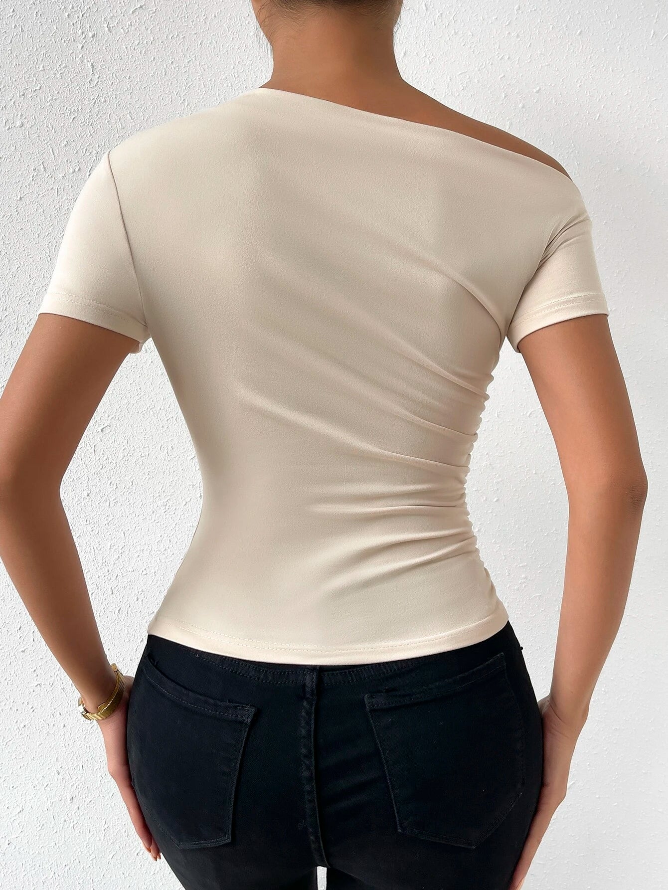 Chiquease Solid Ruched Asymmetrical Neck Tee