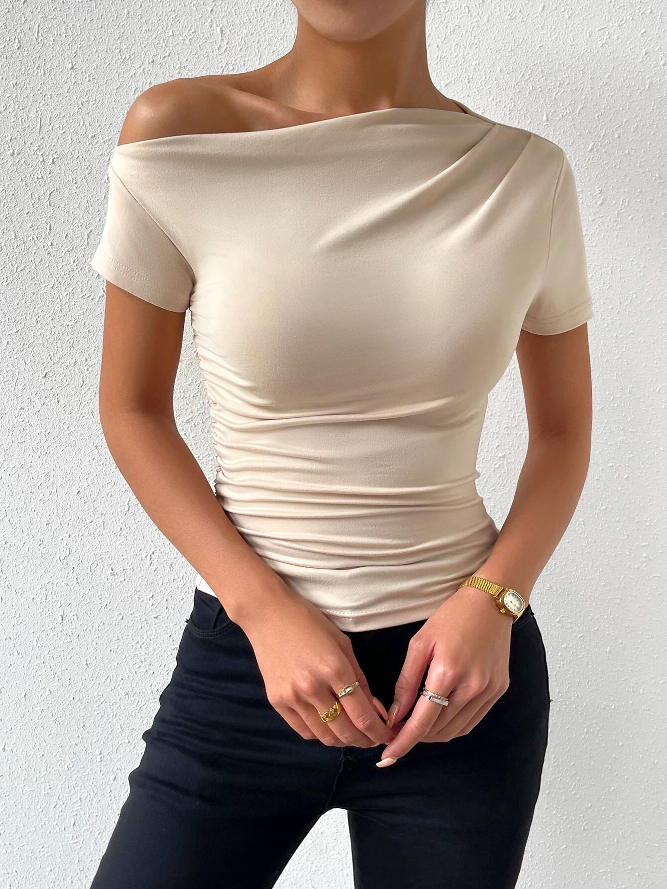 Chiquease Solid Ruched Asymmetrical Neck Tee