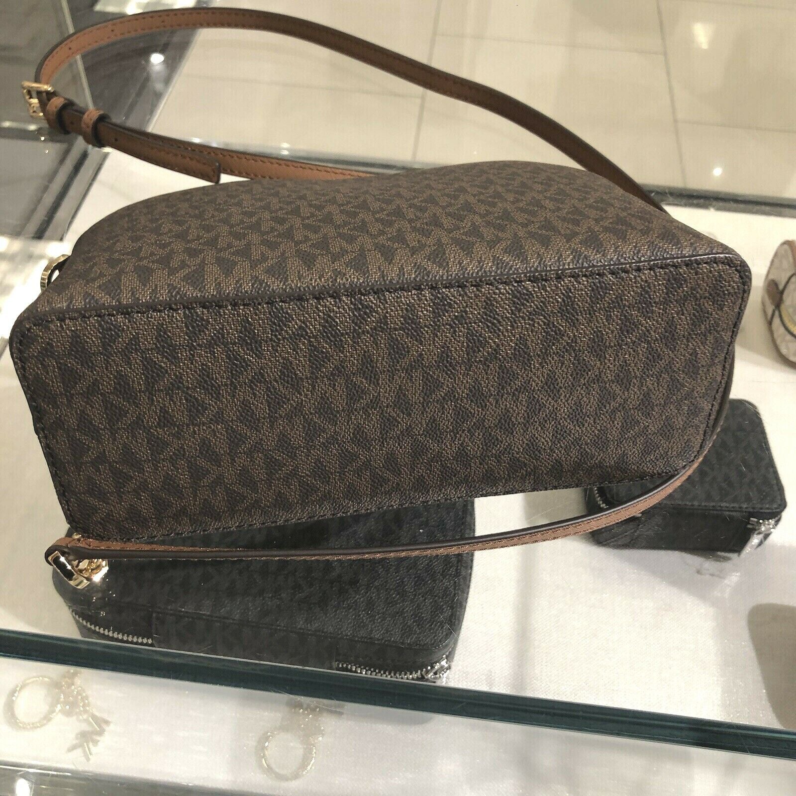 Michael Kors Lady PVC or Leather Crossbody Bag Handbag Messenger Purse Shoulder - Alrickas’ UNIQUE BOUTIQUE