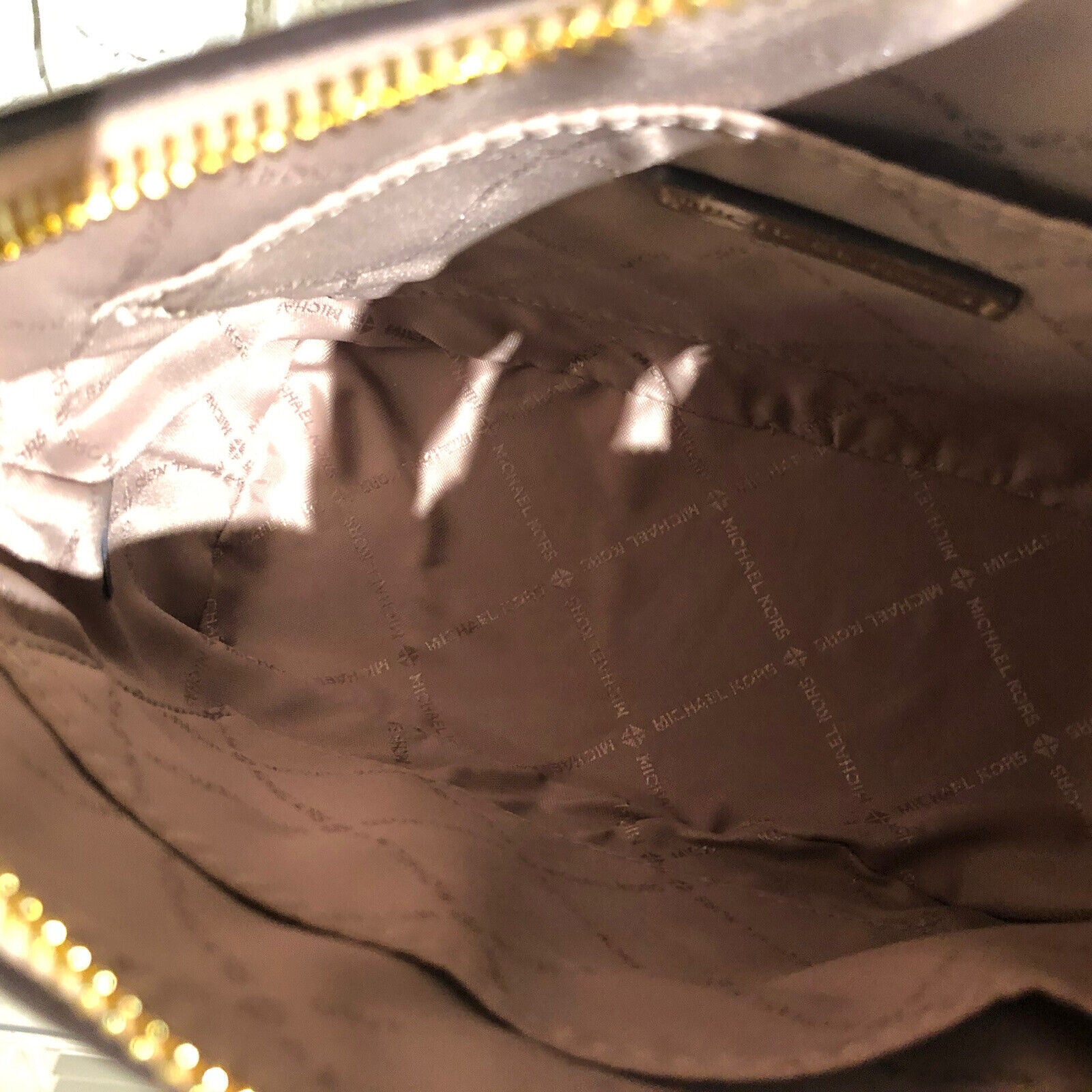 Michael Kors Lady PVC or Leather Crossbody Bag Handbag Messenger Purse Shoulder - Alrickas’ UNIQUE BOUTIQUE