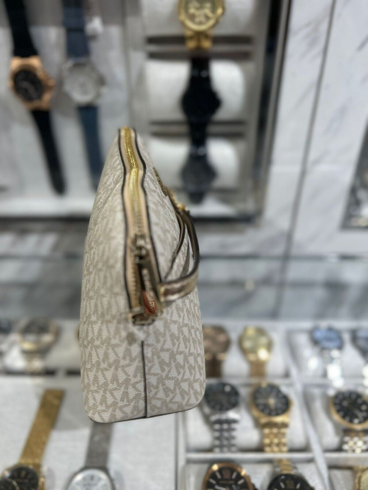 Michael Kors Lady PVC or Leather Crossbody Bag Handbag Messenger Purse Shoulder - Alrickas’ UNIQUE BOUTIQUE