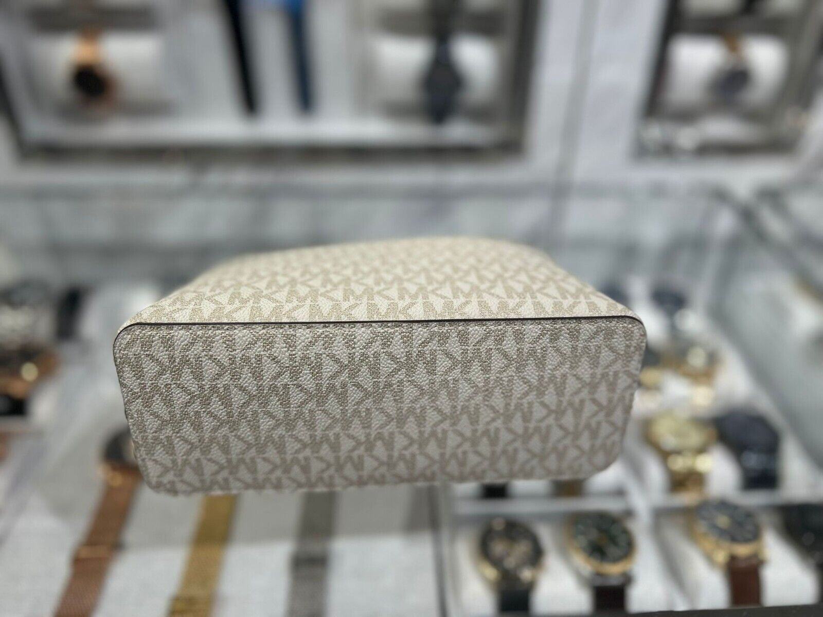 Michael Kors Lady PVC or Leather Crossbody Bag Handbag Messenger Purse Shoulder - Alrickas’ UNIQUE BOUTIQUE