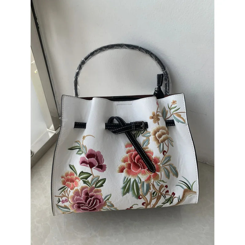 Chinese Style Embroidery Women Shoulder Bag for Ladies Handbags Leather Women'S Luxury Designer Handbag White Big Bags