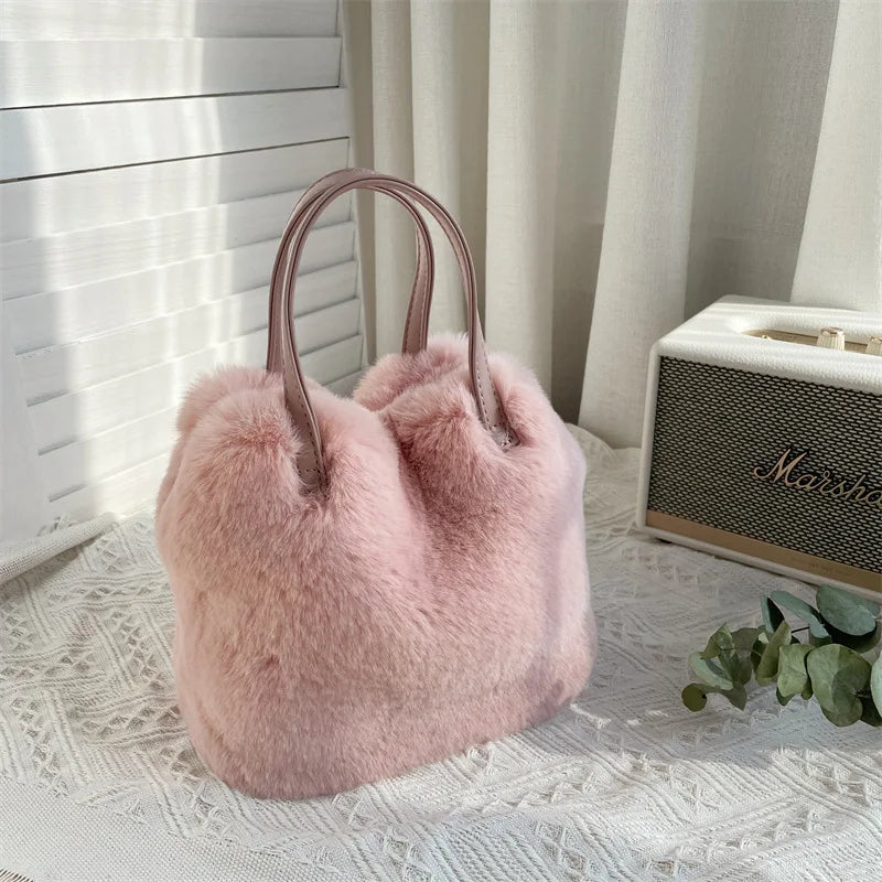 Practical Large-Capacity Bucket Bag Handbag Fashionable Imitation Rabbit Fur Plush Bag Tote Bag 2023 Winter New Designer Bag