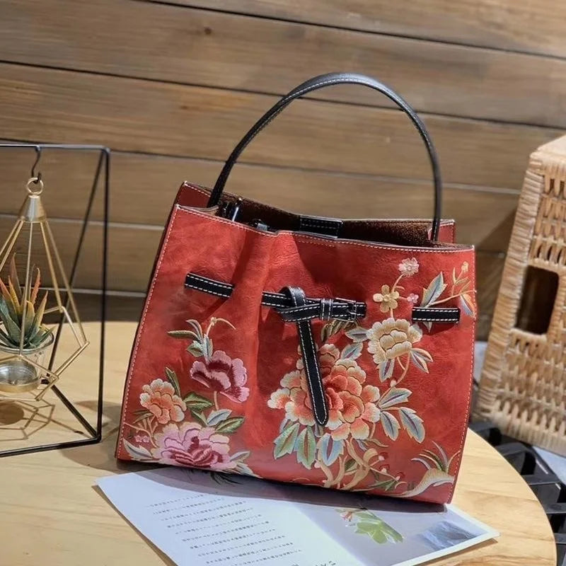 Chinese Style Embroidery Women Shoulder Bag for Ladies Handbags Leather Women'S Luxury Designer Handbag White Big Bags