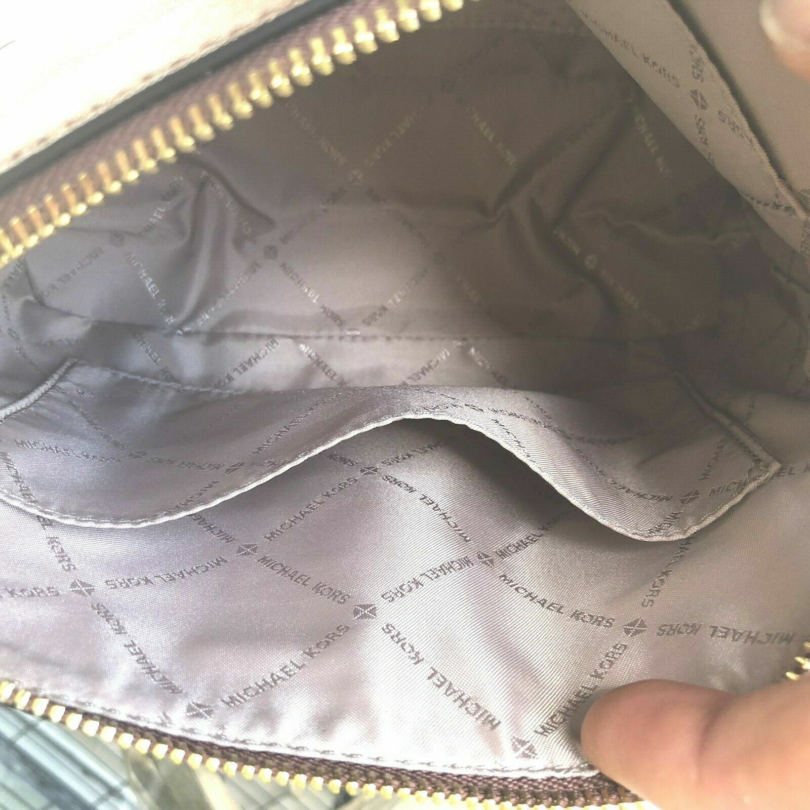 Michael Kors Lady PVC or Leather Crossbody Bag Handbag Messenger Purse Shoulder - Alrickas’ UNIQUE BOUTIQUE